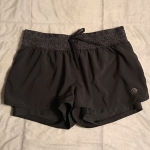 NWOT MPG running shorts L